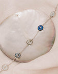 bracciale argento catenina cinque bottoncini madreperla toni blu azzurro made in italy